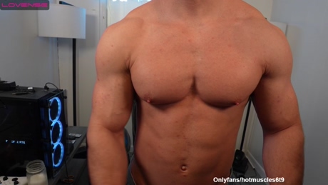 hotmuscles6t9  29-03-2022